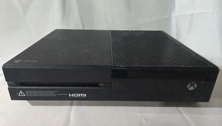 Xbox ONE 500GB Model 1540 Black Console Only *FOR PARTS*