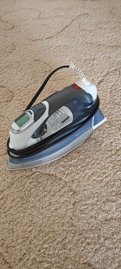 Black & Decker Digital Advantage Professional Steam Iron