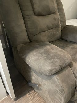 NFM Used : Manual Rocker Recliner