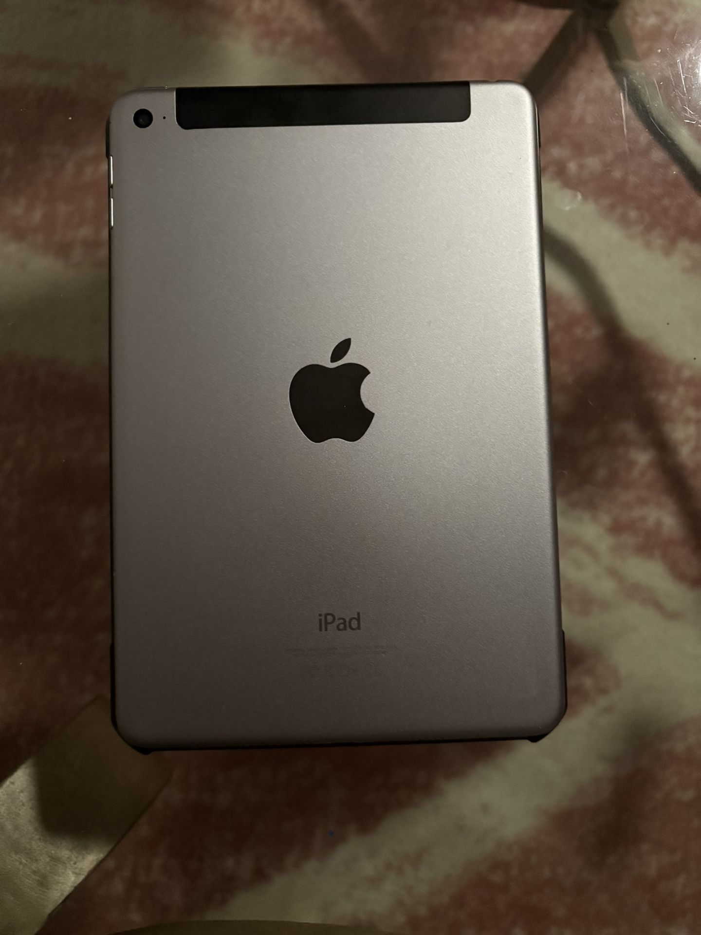 iPad Model:A1550