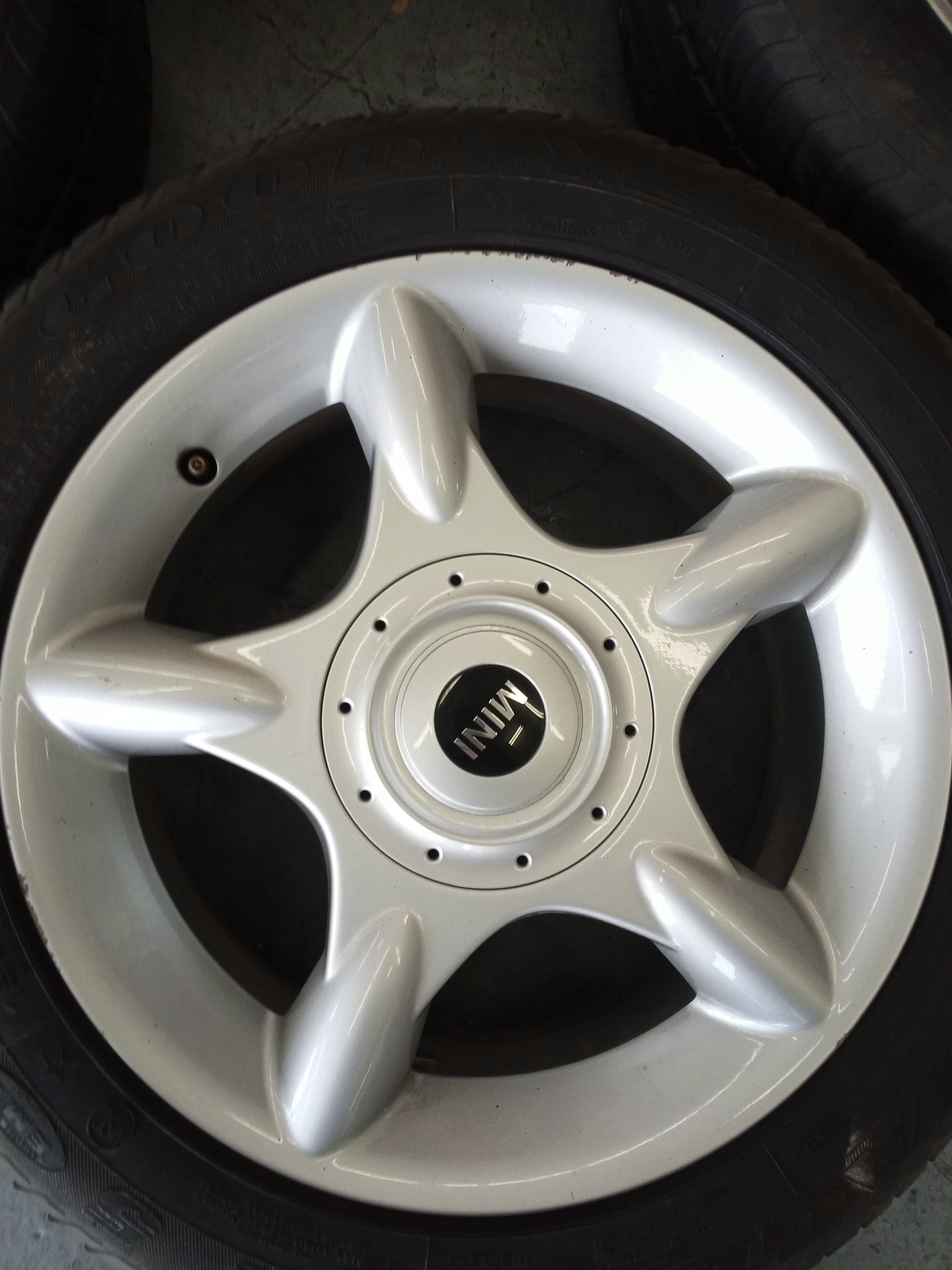 Mini Cooper wheels and tires 16 inch
