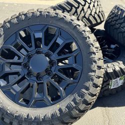 22” Black or Chrome RIMS GMC Sierra 2500 Denali 3500 Wheels and 35” Tires Chevy Silverado Chevrolet 3500HD 22 Inch 2500HD LT HD Heavy Duty 35x12.50R22