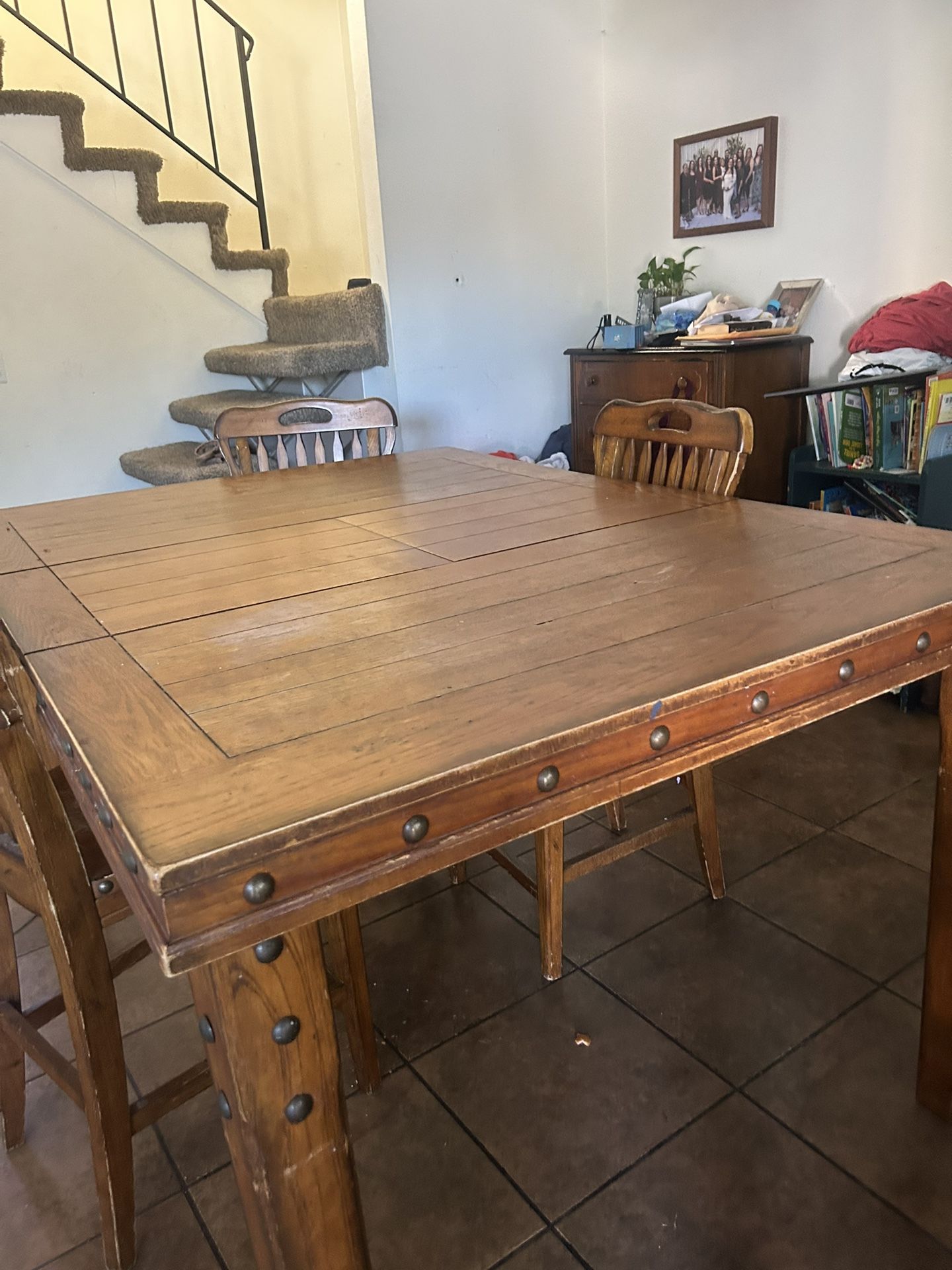 Kitchen Table And Chairs