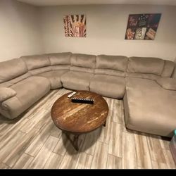 Beautiful U Shape Sectional 