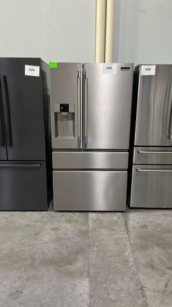 Frigidaire Professional Fridge 21 Cu. Ft. Counter-Depth 4-Door French Door Refrigerator PRMC2285AF MSRP 3899