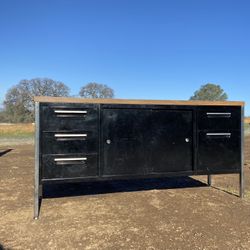 Vintage Mid Century Modern Credenza 