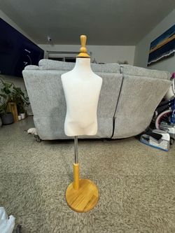 Child mannequin