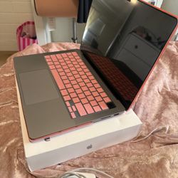 MacBook Pro 14 Inch M3