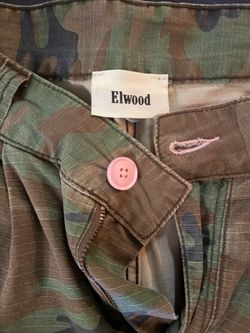 Elwood camo cargo shorts