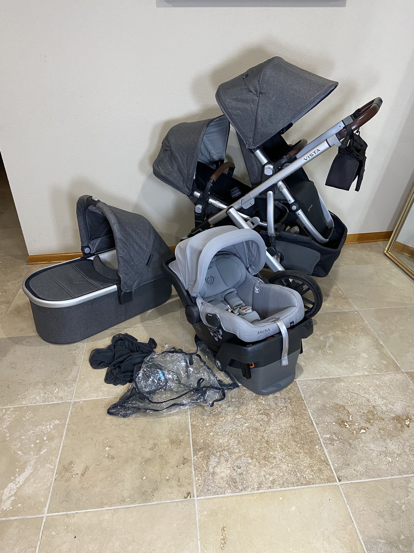 Uppababy Vista V2 Double Stroller with Bassinet and Car Seat Grey  