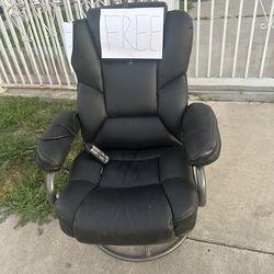 Free Chair