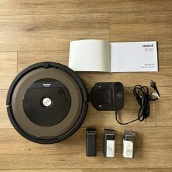 iRobot Roomba 800 Series Self Cleaning Vacuum & Guide Sensors