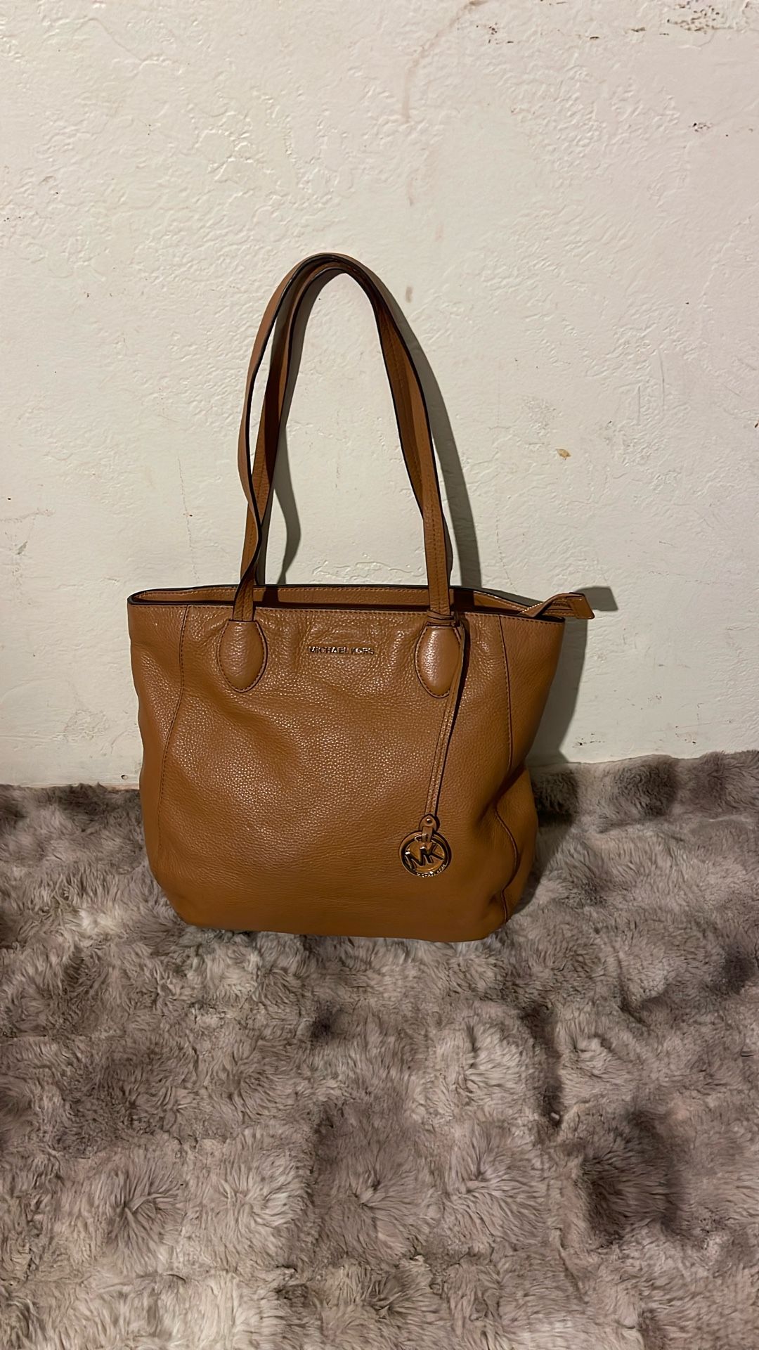 Michael Kors Big Purse In Excellent Condition