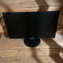 Nice monitor works very well 