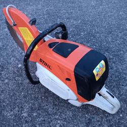 Stihl TS700 14IN Cutquik Concrete Hot Off Saw.  Excellent Condition with Diamond Blade.  For Pick Up Fremont Seattle. No Low Ball Offers. No Trades 