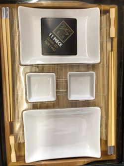 11 Piece Sushi Set