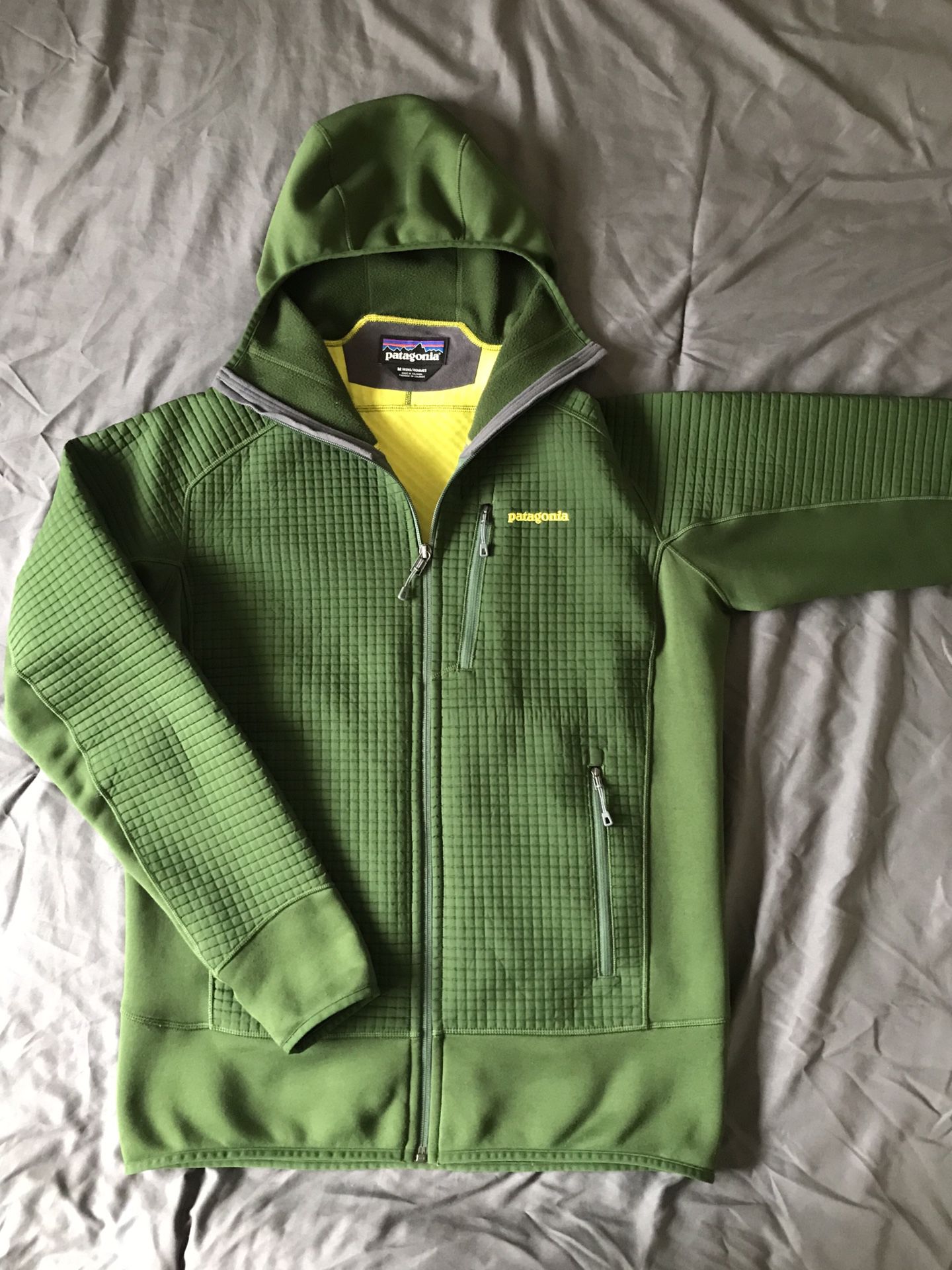Patagonia jacket/hoodie size M