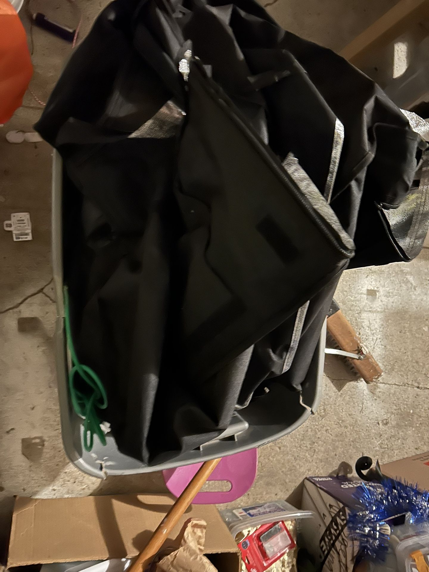 2x2 Grow Tents (2) and MarsHydro Light