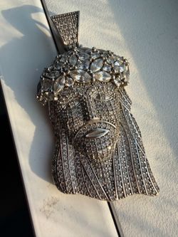 Iced out Jesus Pendant