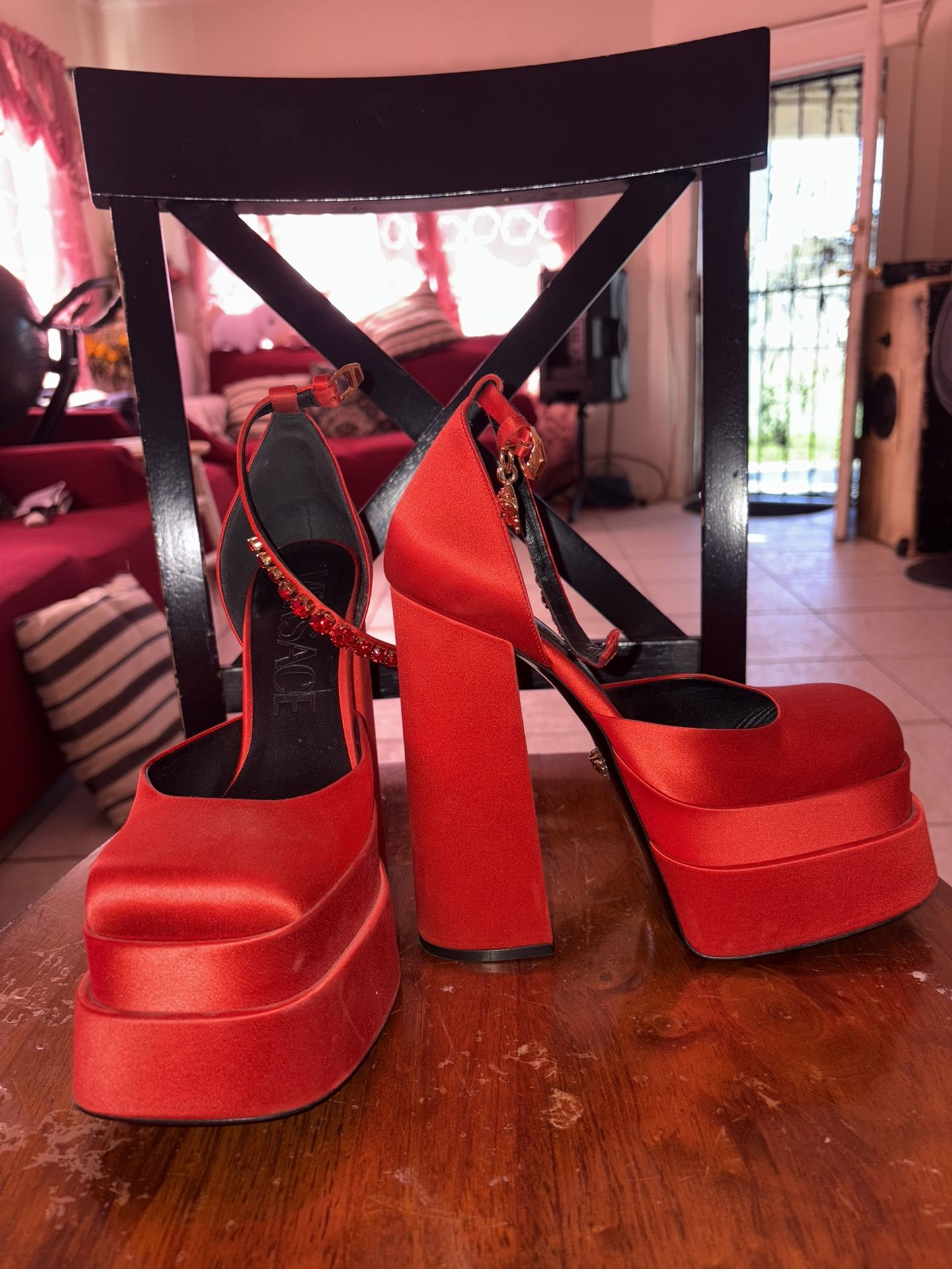 Versace Medusa Aevitas platform pumps