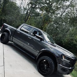 Ram 1(contact info removed) 4x4 5.7 HEMI