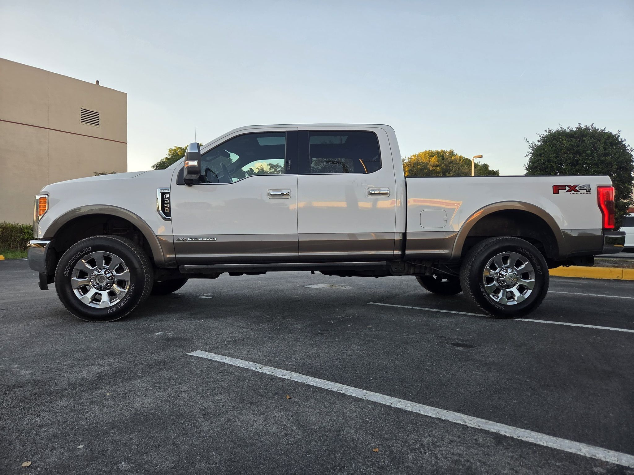 Ford F250 diesel 4 x 4