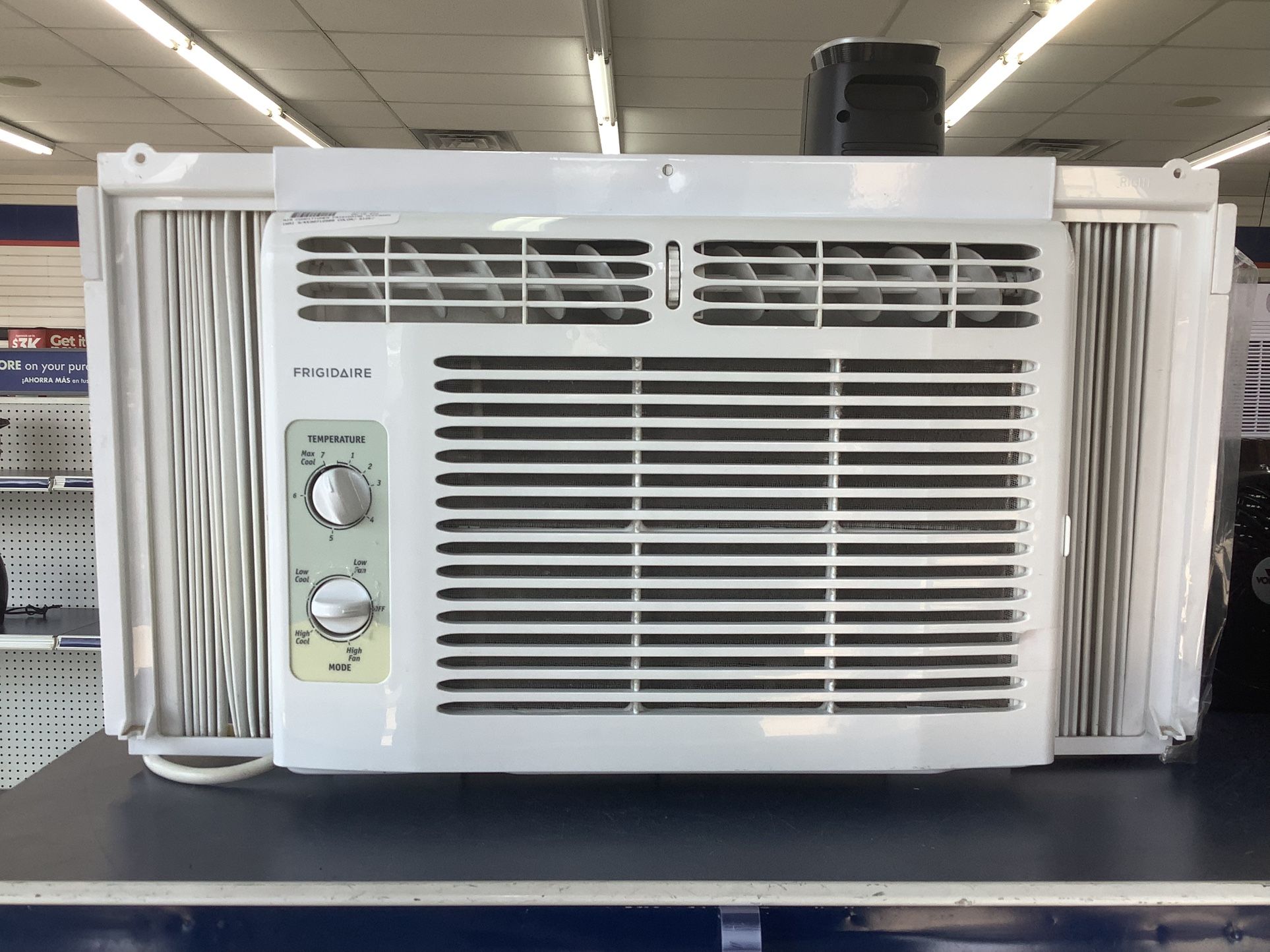 Air Conditioner Frigidaire 