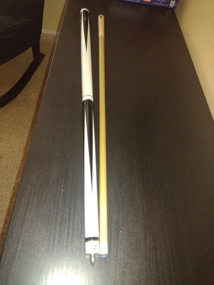 Strychnine Pool Cue By Poison