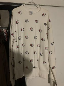 Champion Logo Sweater