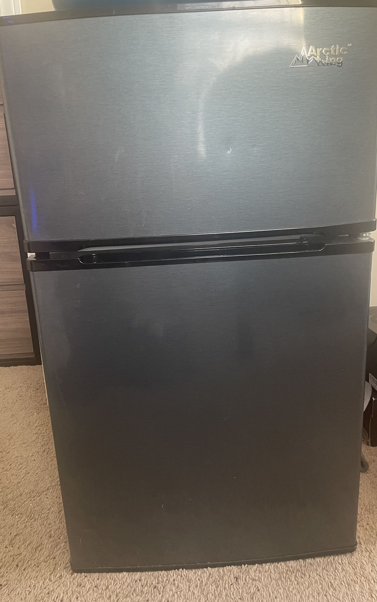 Artic King Mini Fridge & Freezer