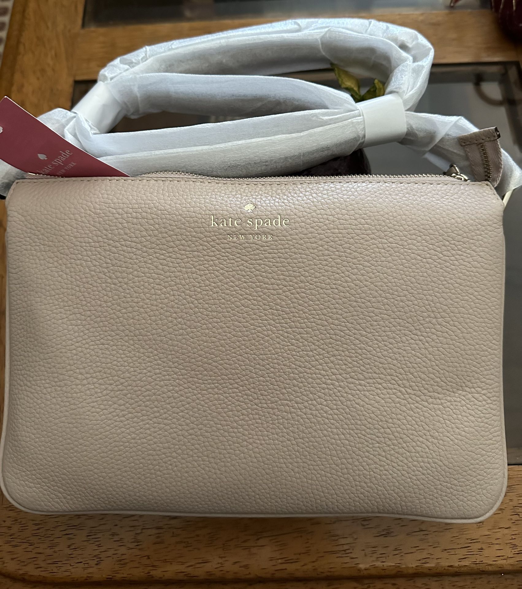 Kate Spade New York Jackson Triple Gusset Crossbody