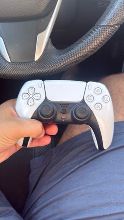 PlayStation 5 controller