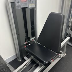 Gym Equipment, Leg Press, Functional Trainer, Leg extension, Recumbent bike, Treadmill