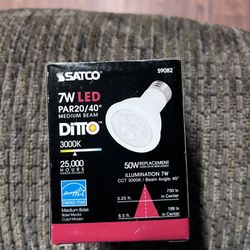 LED LIGHT 