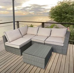 New 5pc Set Patio Furniture 