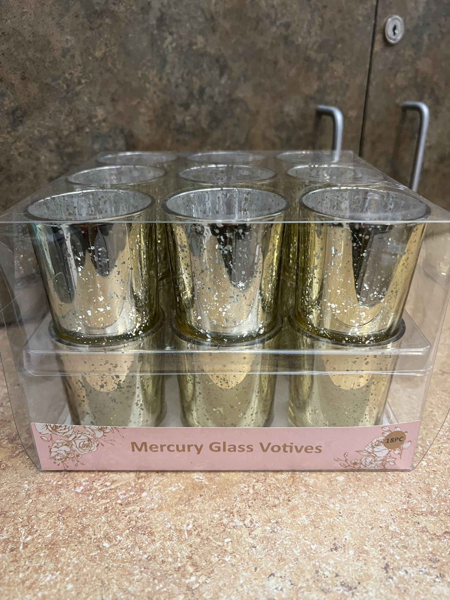 18pc. Gold $10