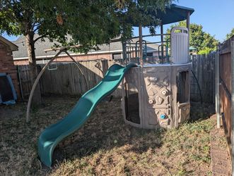 Lifetime Adventure Tower Playset