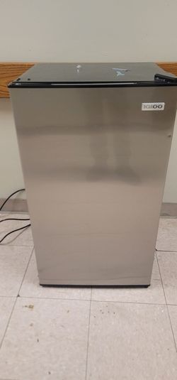 Igloo mini fridge