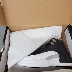 Grade School Nike Jordan 12 Size 4.5