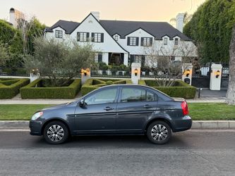 Excellent Hyundai Accent - Super gas saver 💪