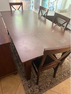 Dinning table