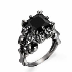Size 7 Black Skull Ring #00224