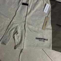 Essentials Shorts