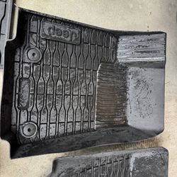 2021-2026 Jeep Grand Cherokee All Season Mats