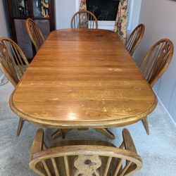 Solid Oak Dining Room Table 