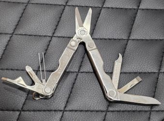 Leatherman Micra multi-tool ( Made In USA ) in Good Condition 