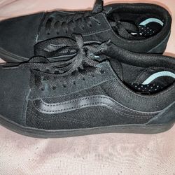 New Size 9.5 In Women 8 In Men