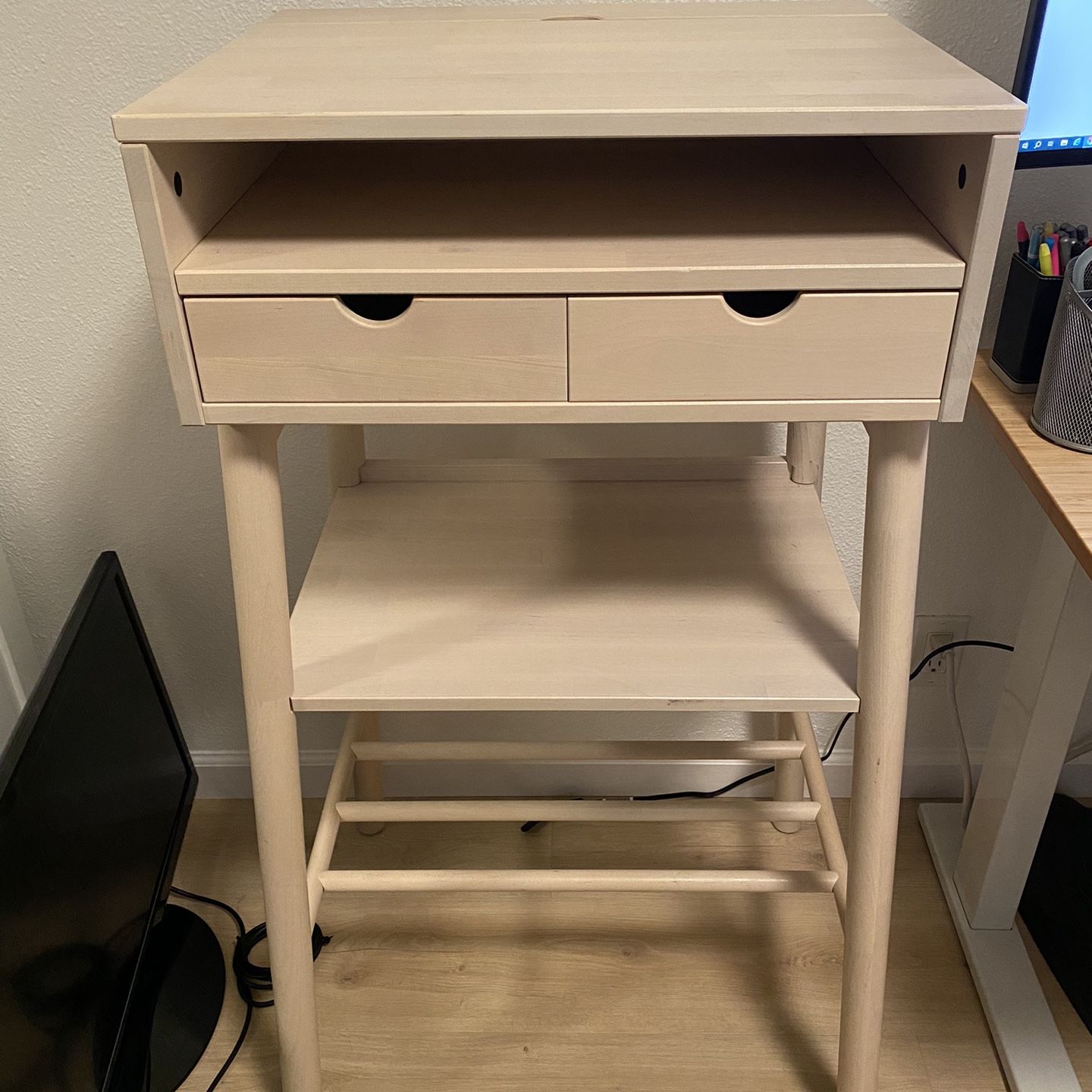 IKEA Knotten Standing Desk for Sale in Seattle, WA - OfferUp