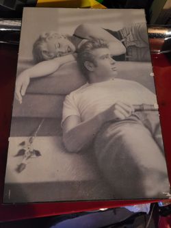 Marilyn And James Dean