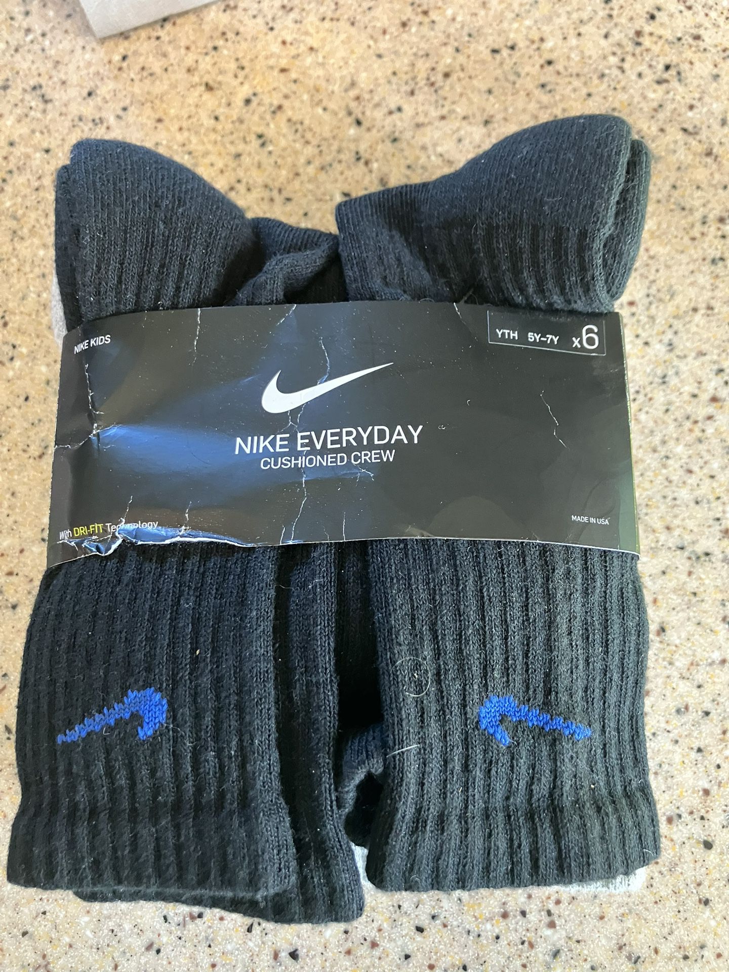 6 Pairs Of Kids Nike Socks New